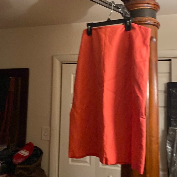 Salmon 2 PCs skirt set work ready - Picture 1 of 8